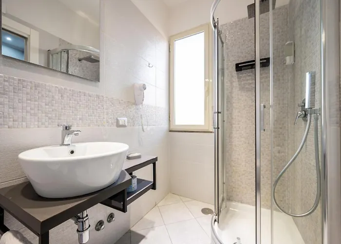 Elite Portanova 4* Naples