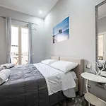 Elite Portanova Guest house